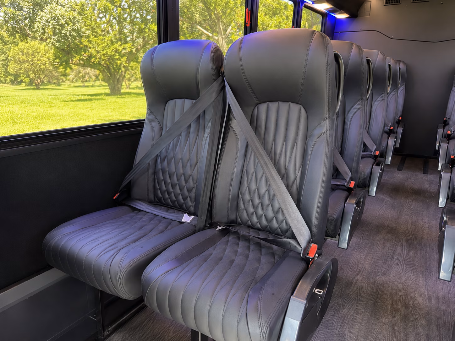 guest shuttle buses between idaho falls hotels and wedding venues