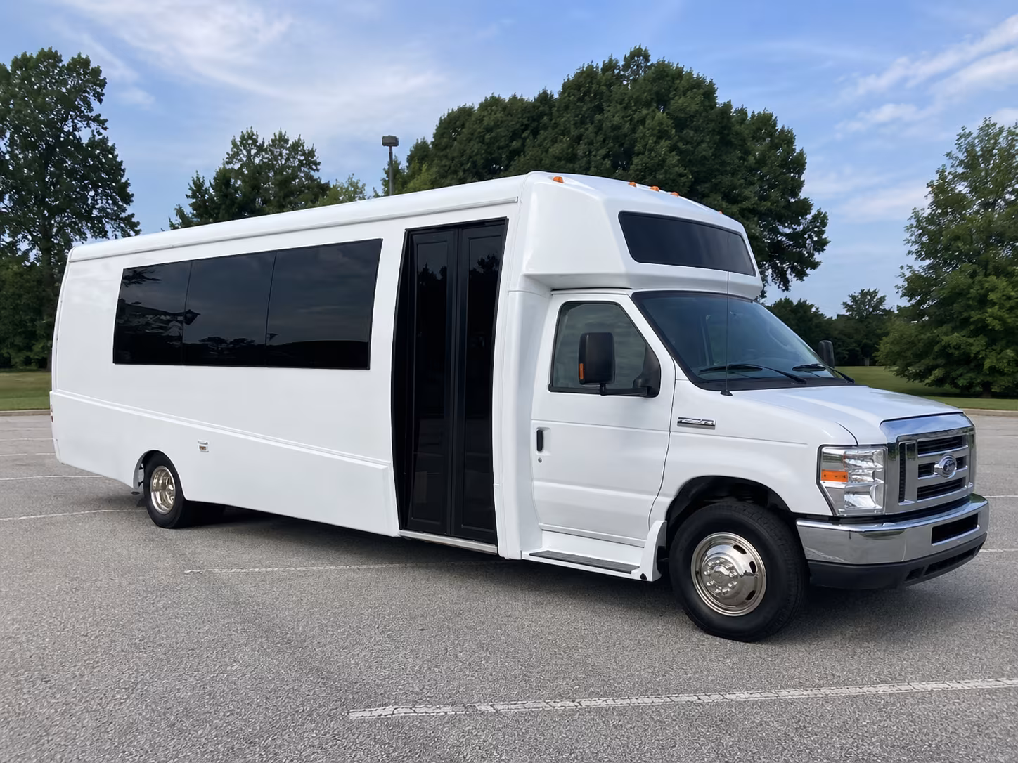idaho falls 18 passenger party bus