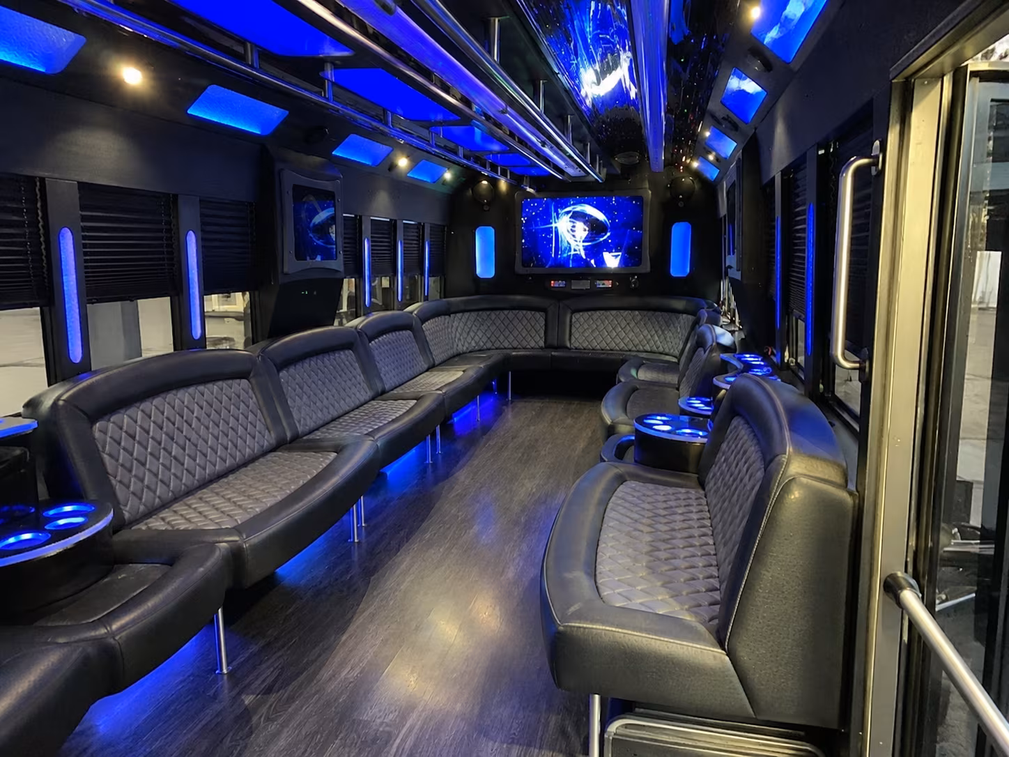 idaho falls 28 passenger party bus interior